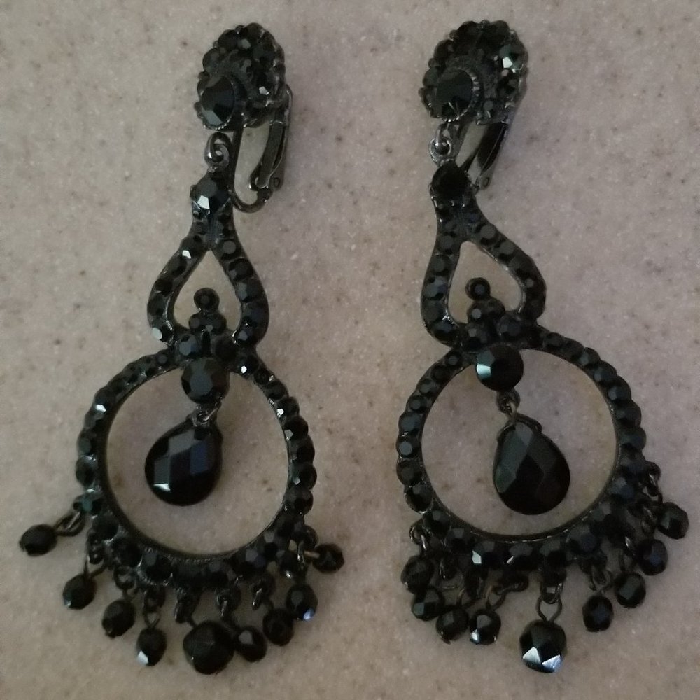 VINTAGE STATEMENT JOSE & MARIA BARRERA BLACK CRYSTAL DANGLE CHANDELIER EARRINGS